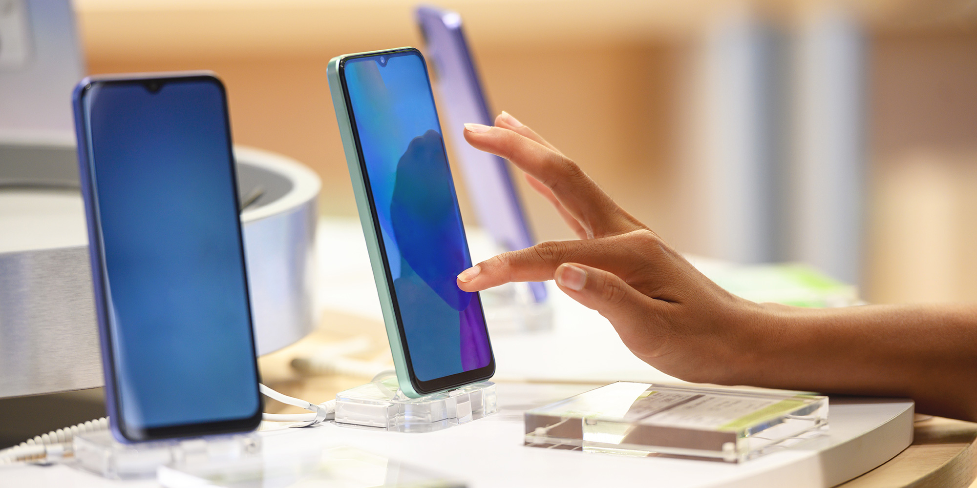 Browsing phone deals