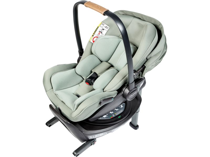 Nuna Arra Flex + Base Curv